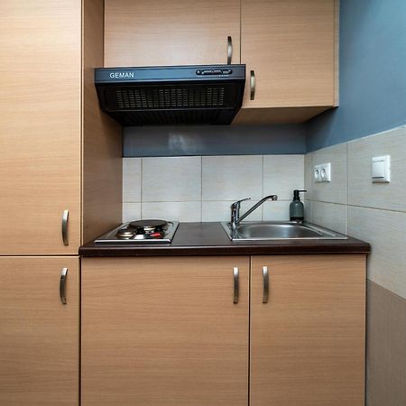 Ideally Located Apartment In Central Athens Ngoại thất bức ảnh