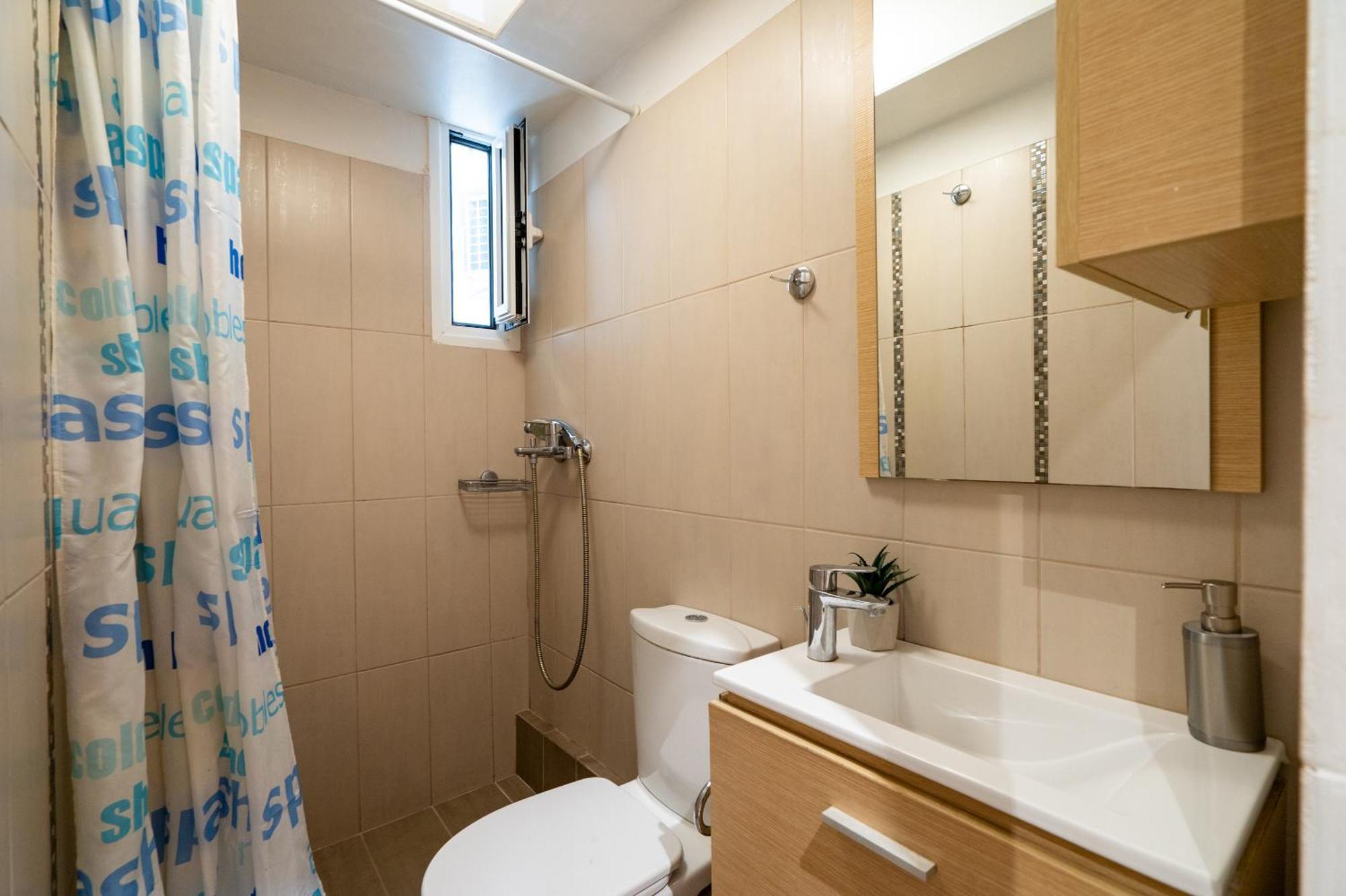 Ideally Located Apartment In Central Athens Ngoại thất bức ảnh