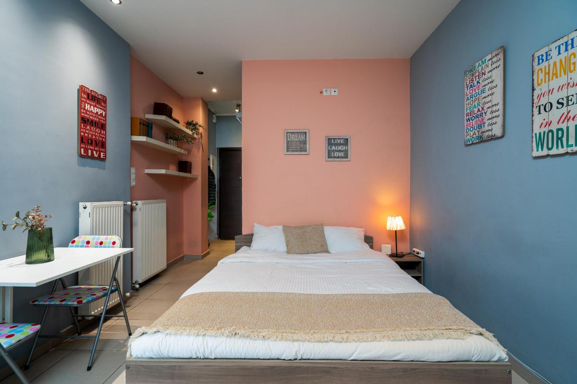 Ideally Located Apartment In Central Athens Ngoại thất bức ảnh