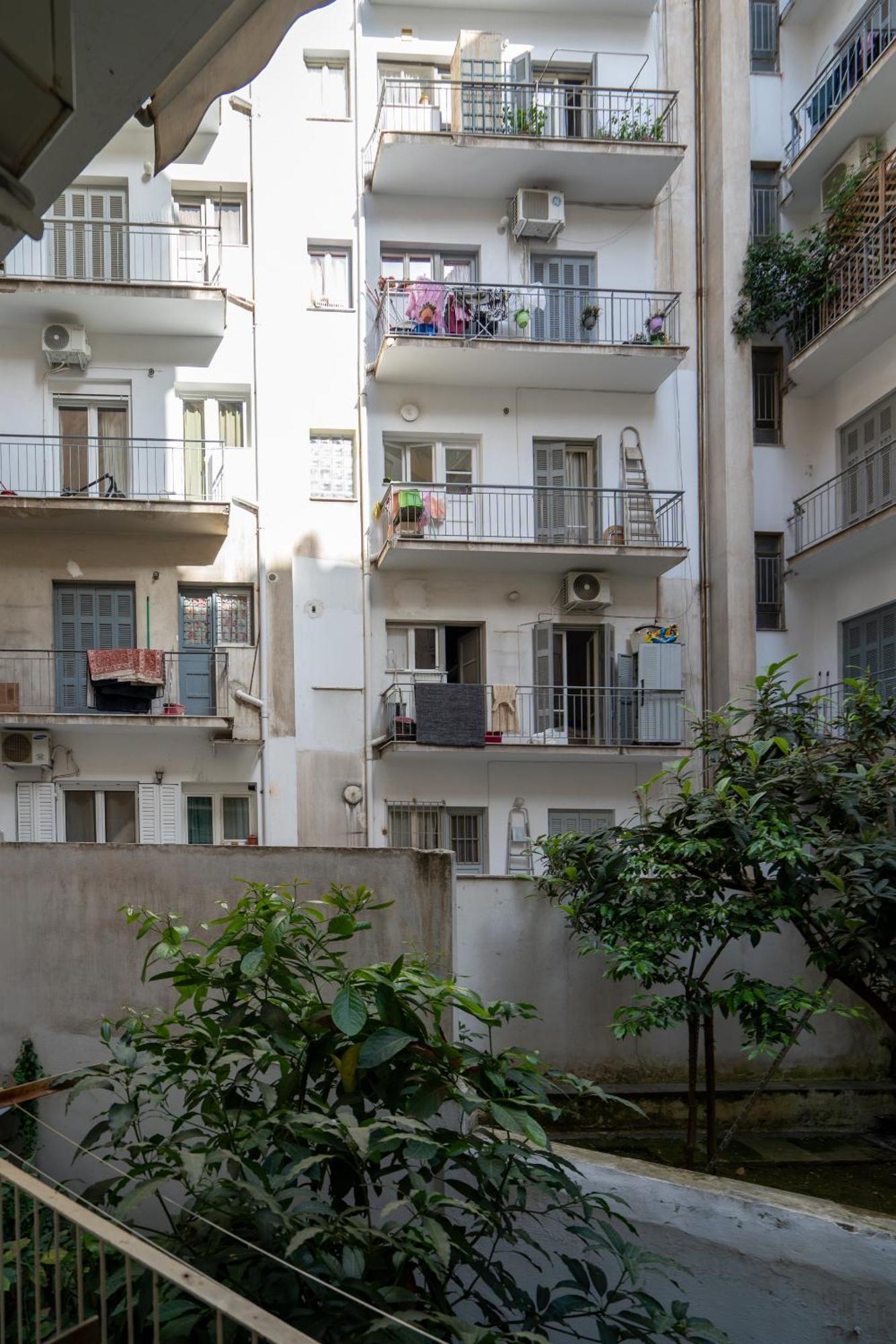 Ideally Located Apartment In Central Athens Ngoại thất bức ảnh